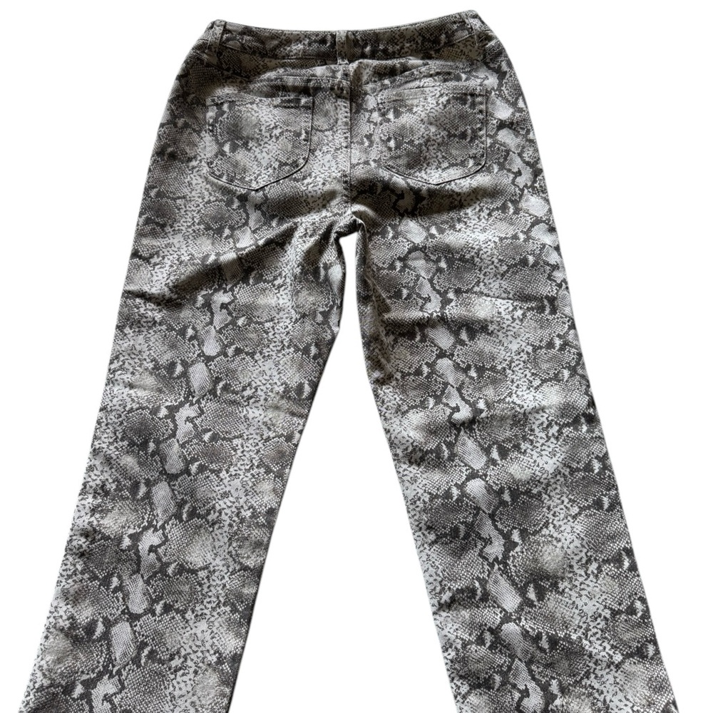 Chicos 1 Platinum Denim Size 8 Animal Ankle Jeans - Picture 4 of 8